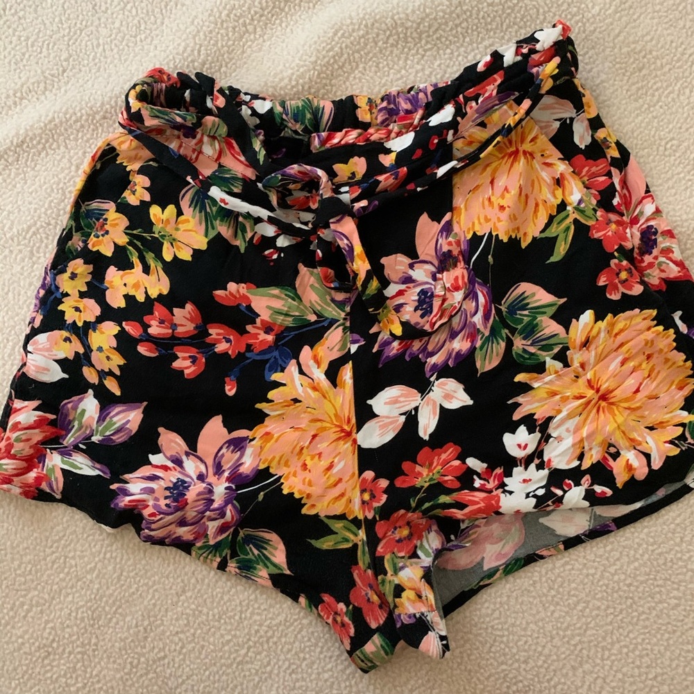 Stradivarius lightweight floral shorts